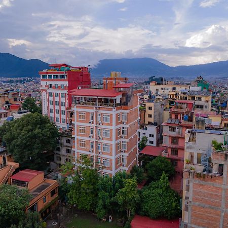 Hotel Vistara Kathmandu Exteriör bild