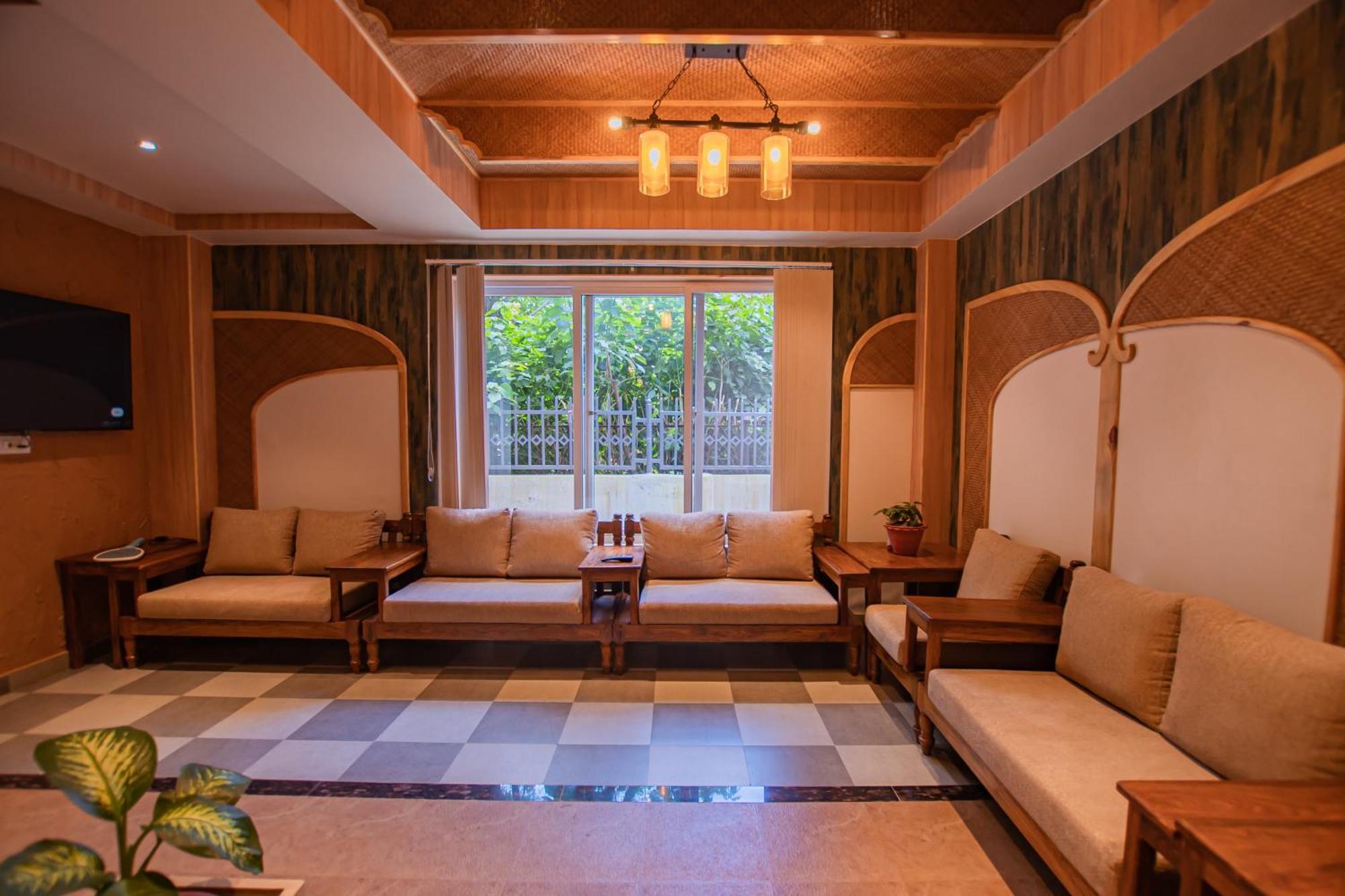 Hotel Vistara Kathmandu Exteriör bild