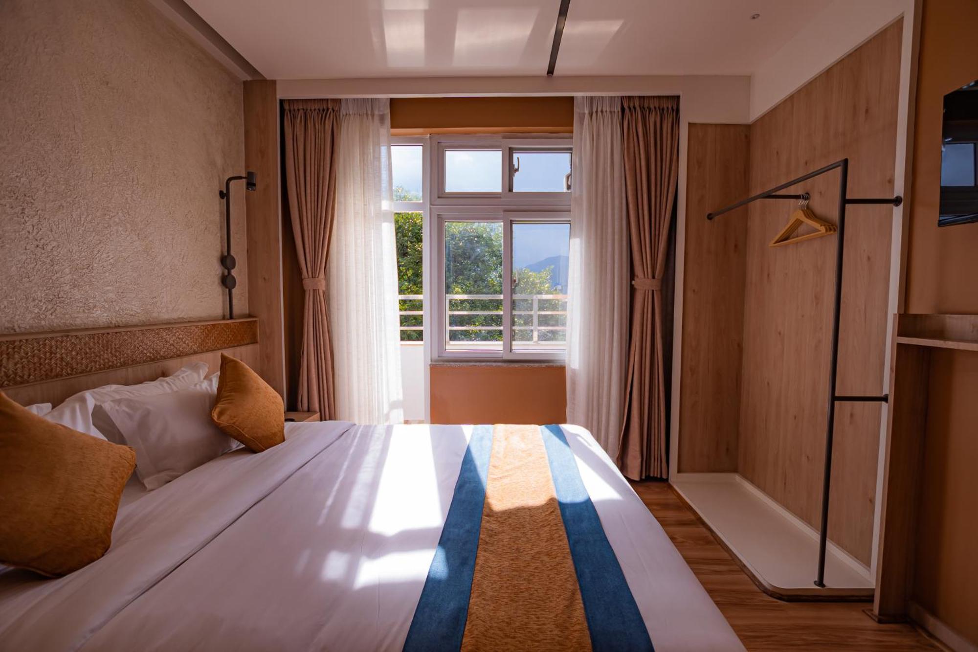 Hotel Vistara Kathmandu Exteriör bild