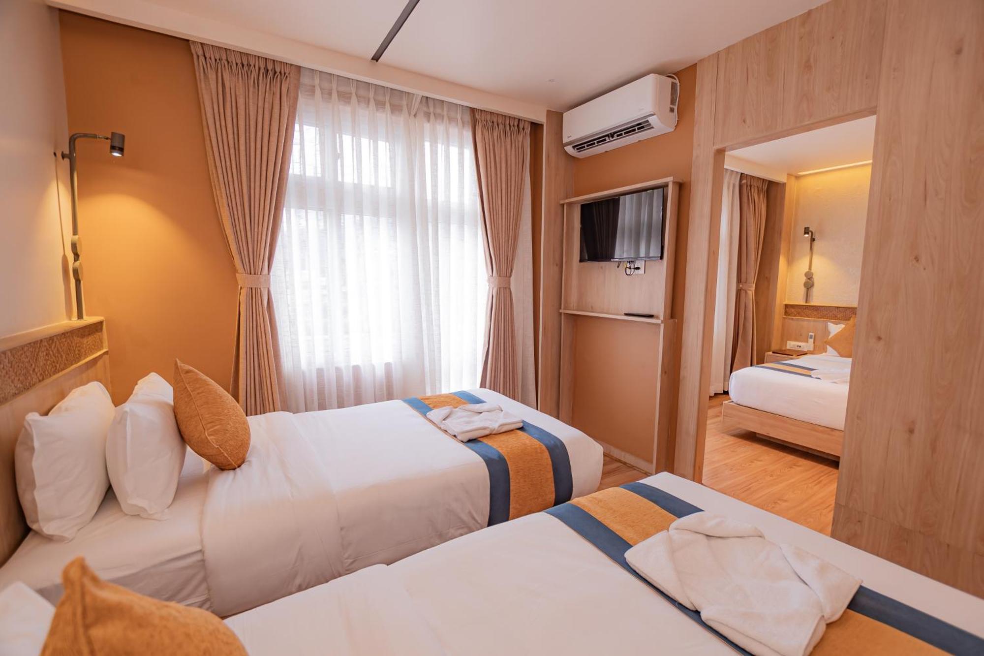 Hotel Vistara Kathmandu Exteriör bild