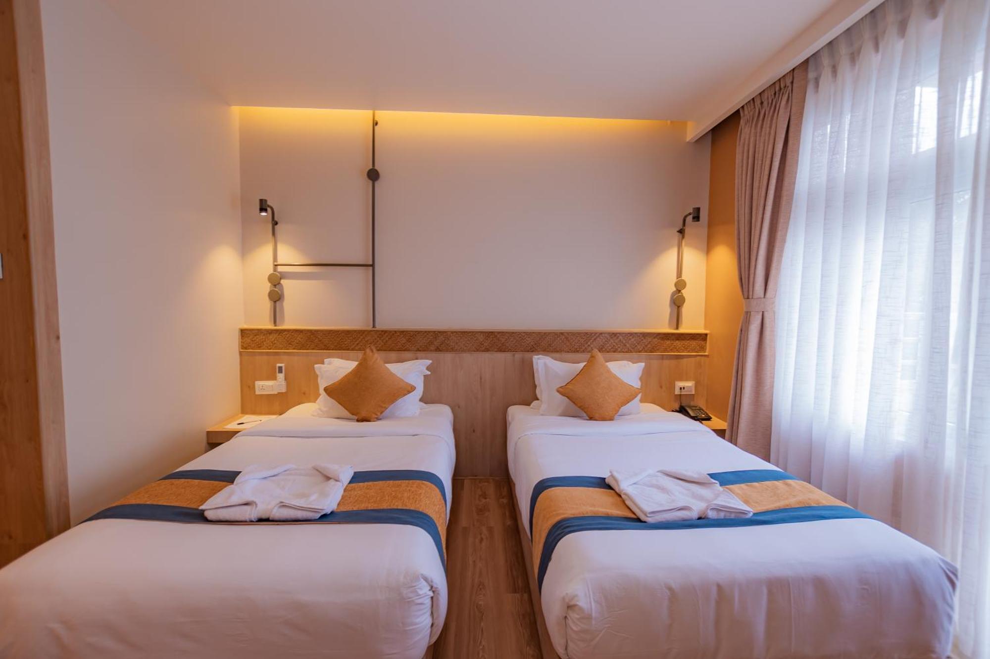 Hotel Vistara Kathmandu Exteriör bild