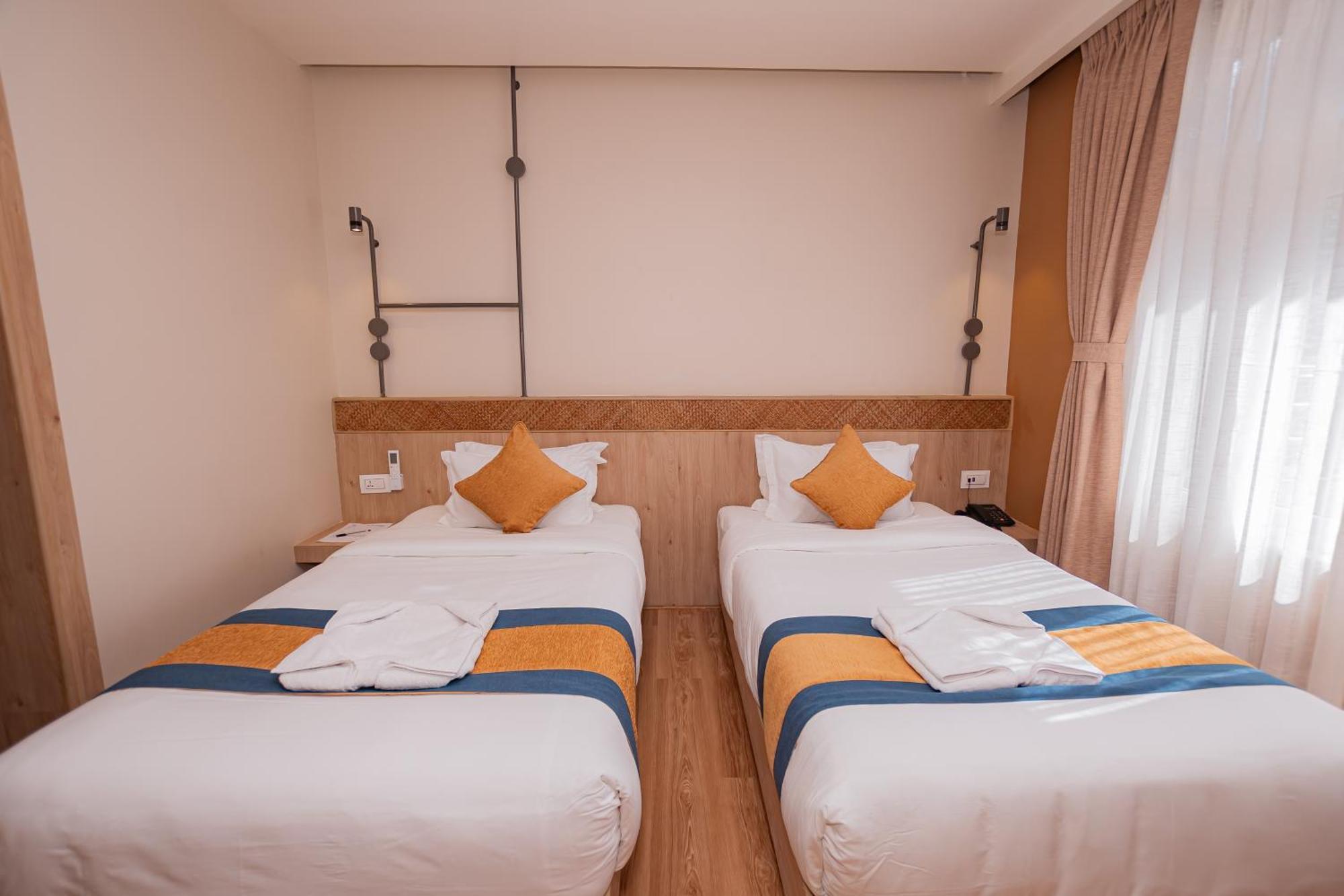 Hotel Vistara Kathmandu Exteriör bild