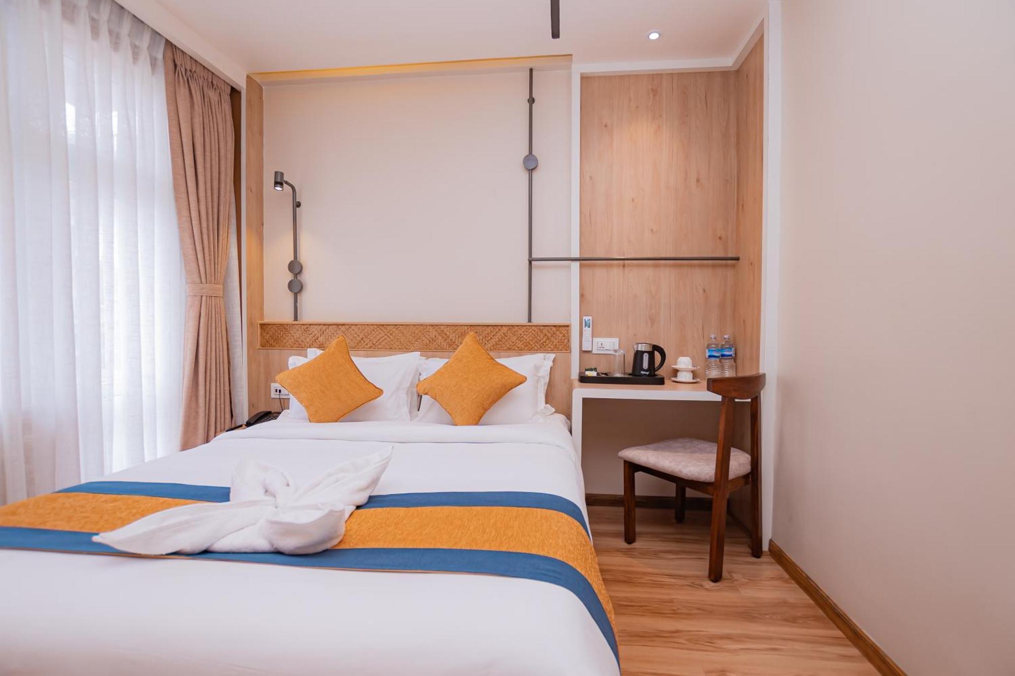 Hotel Vistara Kathmandu Exteriör bild