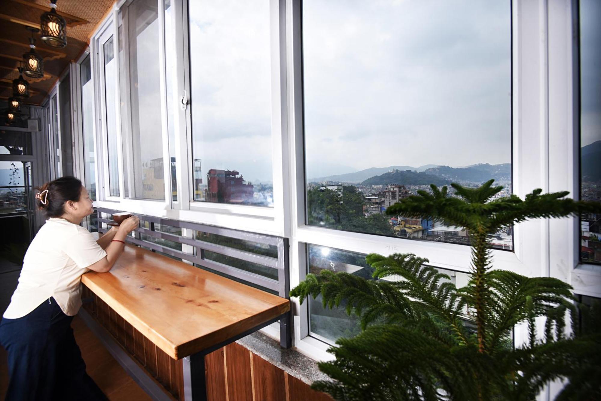 Hotel Vistara Kathmandu Exteriör bild